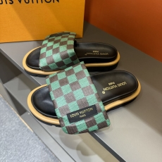 Louis Vuitton Slippers